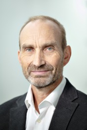 Tom Fredrik